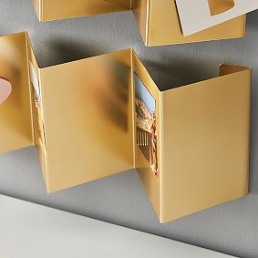 No Nails 3-D Photo Frames