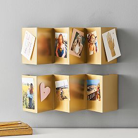 No Nails 3-D Photo Frames