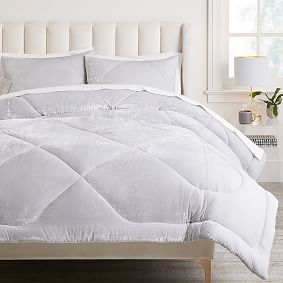 Lush Velvet Quilt - Stone Grey