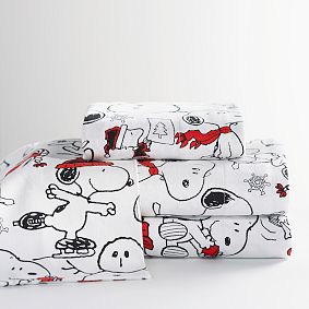 Peanuts® Holiday Organic Flannel Sheet Set