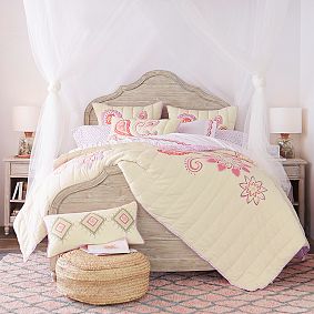 Genevieve Bed