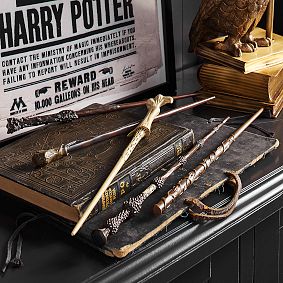 HARRY POTTER&#8482; Wands