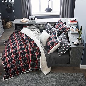 Open Box:  Cool Santa Organic Flannel Sheet Set