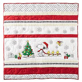 Peanuts®  Holiday Quilt
