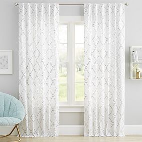 Cutwork Diamond Curtain