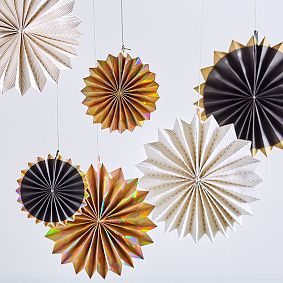 Paper Pinwheel Decor
