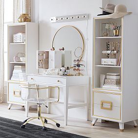 Mirrored Marquee Strip Light