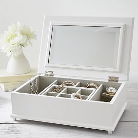 Chloe X-Large Jewelry Box