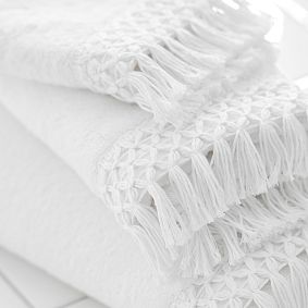 Border Fringe Towel Set