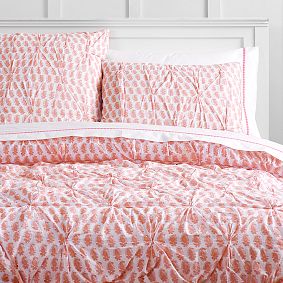 Paisley Pintuck Quilt