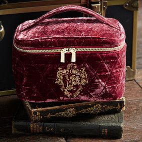 Harry Potter™ Gryffindor™ Velvet Train Case