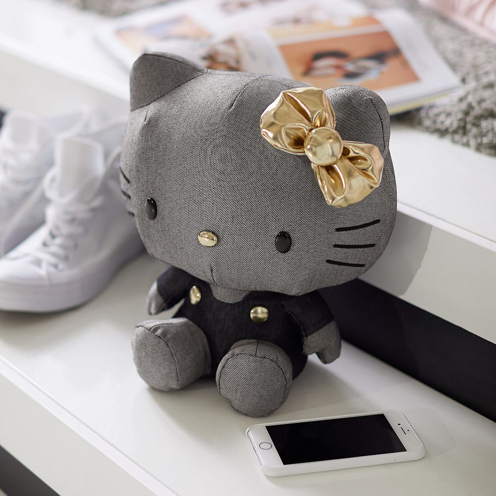 Hello Kitty&#174; Rockin' Plush Bluetooth&#174; Speaker