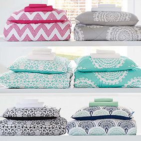 Damask Essential Value Bedding Set