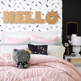 Hello Kitty&#174; Rockin' Plush Bluetooth&#174; Speaker