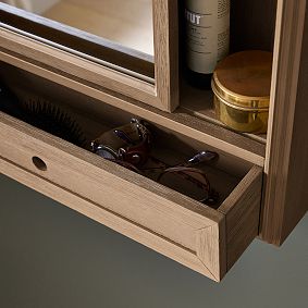 Get-Ready Vanity With Sliding Mirror (20"x26")