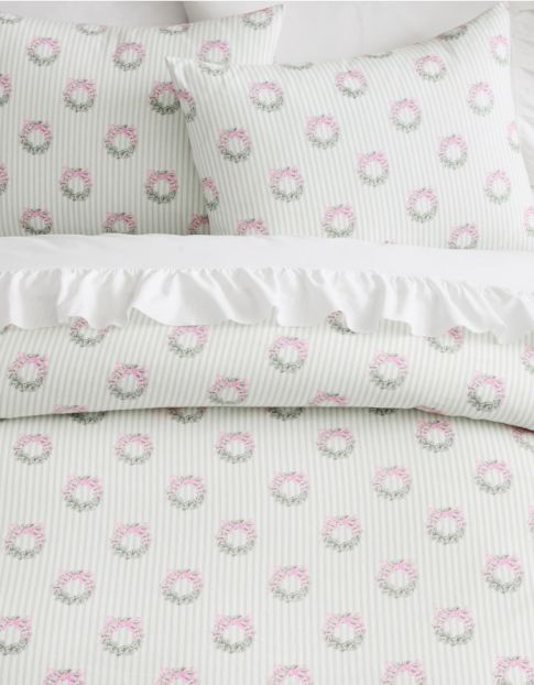 Christmas Bedding & Pajamas