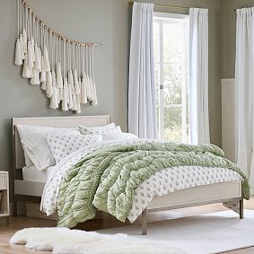 Blaire Classic Bed
