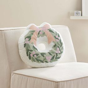 Sweet Wreath Pillow
