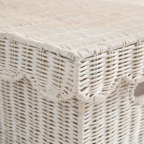 Palmer Scallop Trunk (22.5"x13.5")