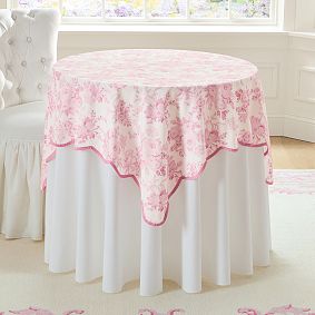 LoveShackFancy Scallop Table Throw