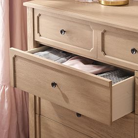 Auburn 9-Drawer Grand Dresser (64w x 19d")