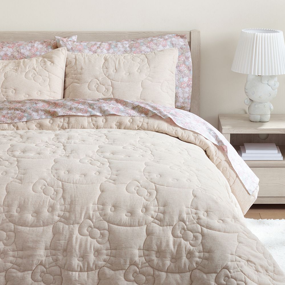 Hello Kitty® Heritage Linen Cotton Quilt