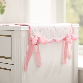 LoveShackFancy Scallop Table Runner (70")