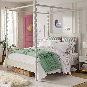 Embroidered Tulip Light-Filtering Curtain