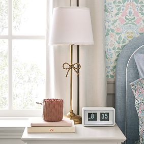 Forget-Me-Knot Bow Table Lamp (25")