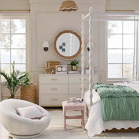 Hudson Scallop Round Mirror (30")