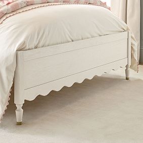 Camille Classic Bed