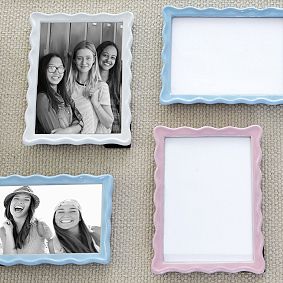 Wavy Picture Frame