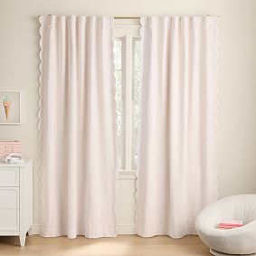 Sweet Scallop Velvet Blackout Curtain