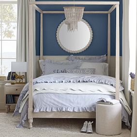 Horse Shaped Table Lamp (17&quot;)