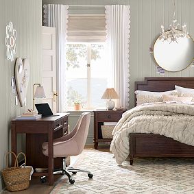 Marlowe Nightstand (22")