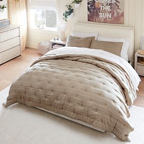 Open Box:   Chill Out Cotton Quilt &amp; Sham