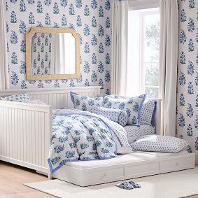 Cleo Grass Cloth Mirror (40"x32")