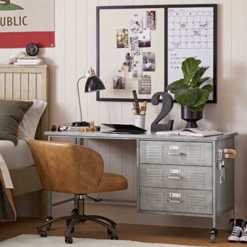 Industrial Moment Study Space