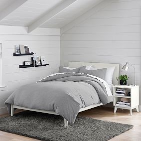 Keaton Nightstand (18")