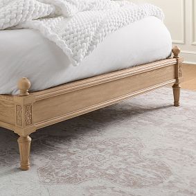 Colette Classic Bed