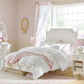 LoveShackFancy Bows Border Knit Throw