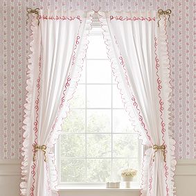 LoveShackFancy Bows Border Light-Filtering Curtain
