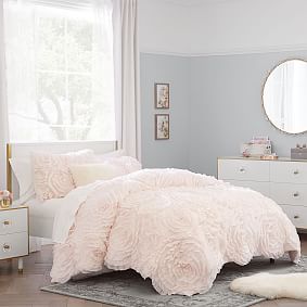 Monique Lhuillier Rosette Quilt