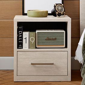 Cleary Nightstand (20")