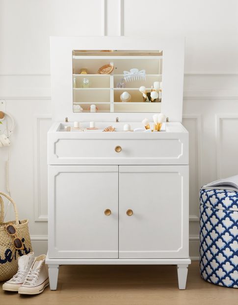 Jewelry &amp; Beauty 