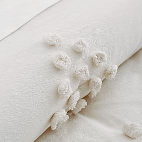 Luna Diamond Tufted Quilt