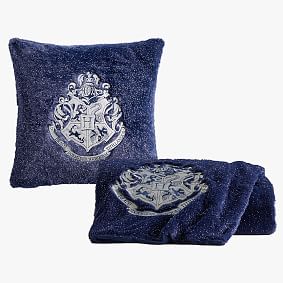 Harry Potter™ Sparkle Fur Pillow &amp; Throw Gift Set