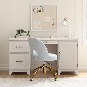 Hampton Smart Storage Desk (57")