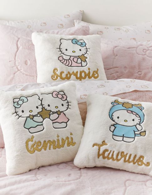 Pillows &amp; Throws Up to 60% Off
