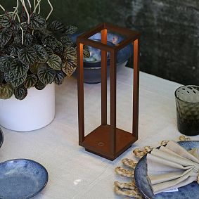 Zafferano Home Pro Touch-activated Cordless Light (12")